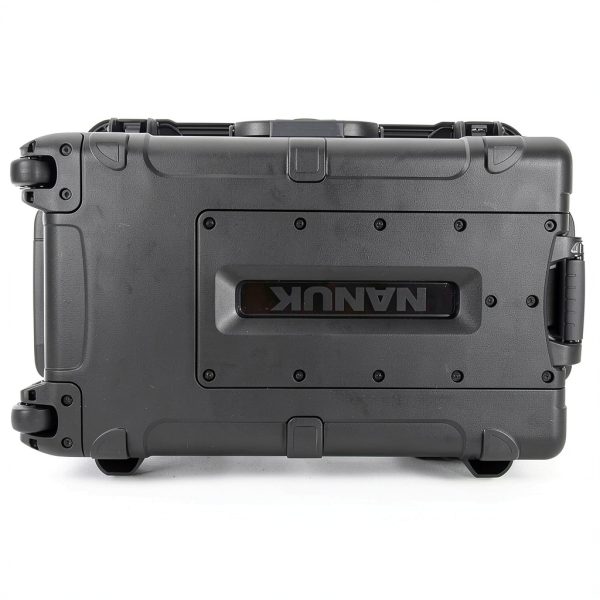 NANUK 963 Waterproof Wheeled Hard Case Professional-10