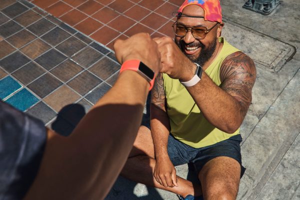 Fitbit Charge 6 Advanced Fitness Tracker Coral-4